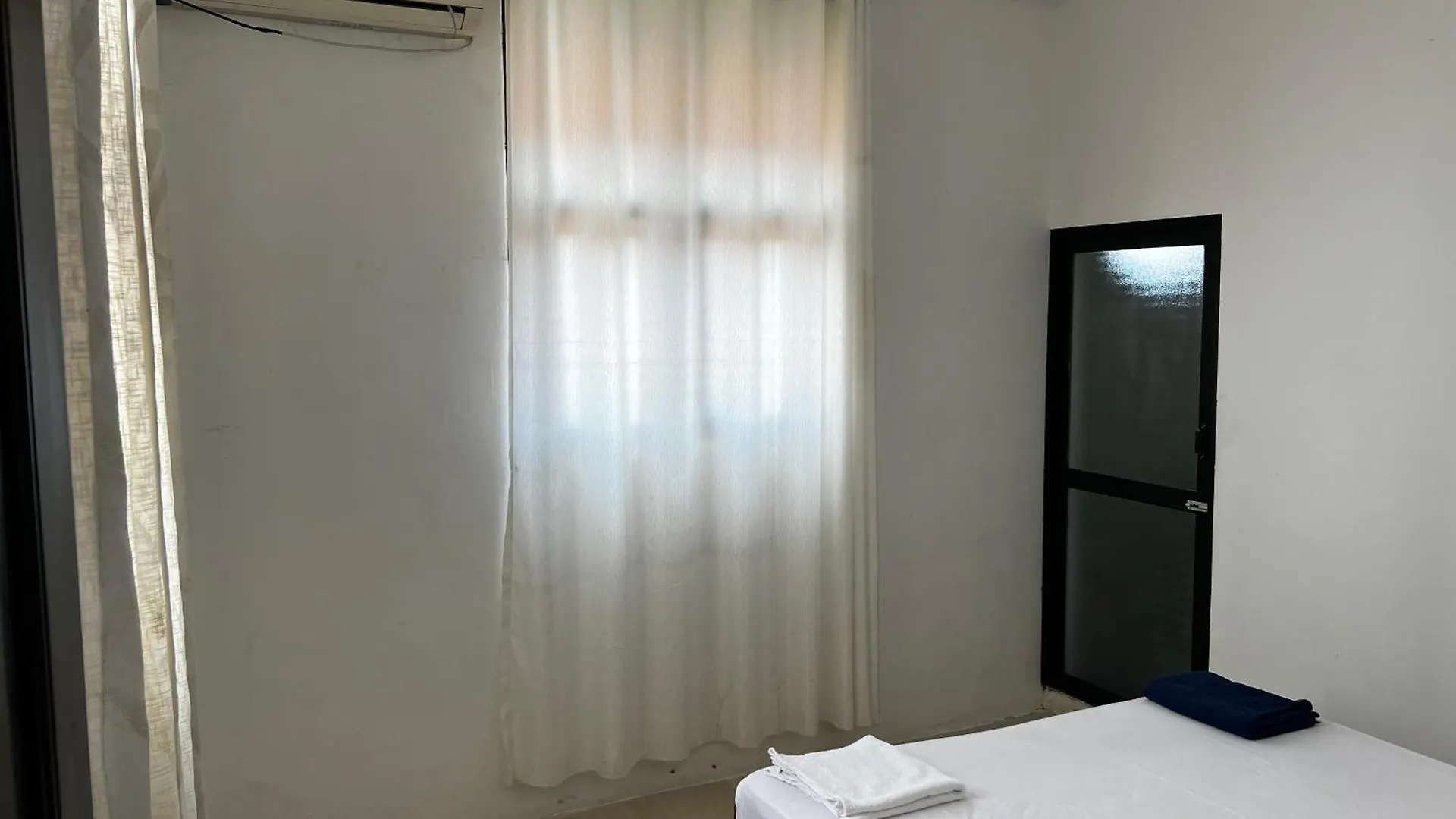 Ramlyn Guesthouse & Restaurant Negombo 0*,  Sri Lanka