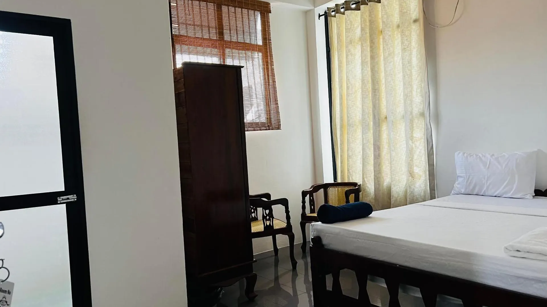 Ramlyn Guesthouse & Restaurant Negombo 0*,